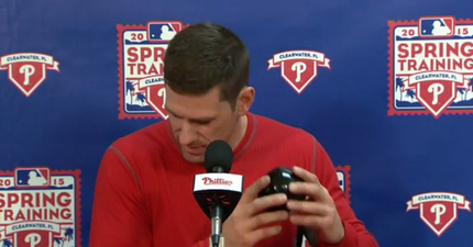 Baseball player uses Magic 8 Ball to answer reporters’ questions at press conference