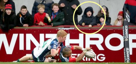 This young Munster fan had the best seat in the house for Simon Zebo’s wonder-try