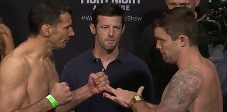 GIF: UFC fighter perfectly demonstrates how to defuse tension at the weigh-ins