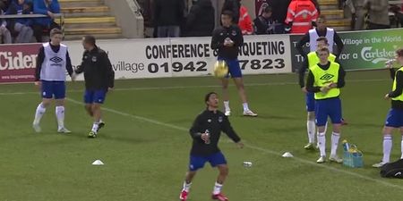 Video: Steven Pienaar doesn’t do keepy-uppies like a normal footballer