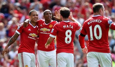 Manchester United make just one change to the team to face Wolfsburg