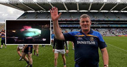VIDEO: Tipperary manager leads players and fans in rabble-rousing sing-song