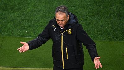 ‘When it happens twice, you have to think about it’ – Armenia manager furious over penalty call in Ireland defeat