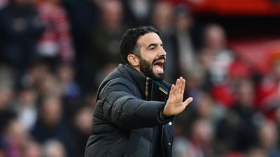 Who is favourite to replace Ruben Amorim at Manchester United?