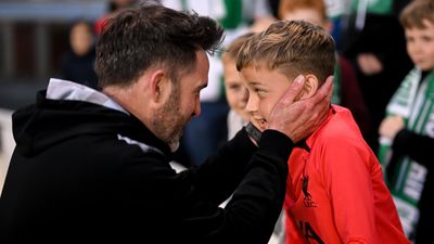 “I’ve been quite anxious” – Stephen Bradley opens up on dealing with son’s cancer battle